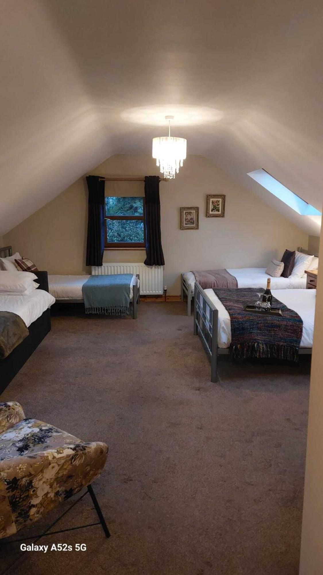 Dunhill Cottage B&B Hillsborough Room photo