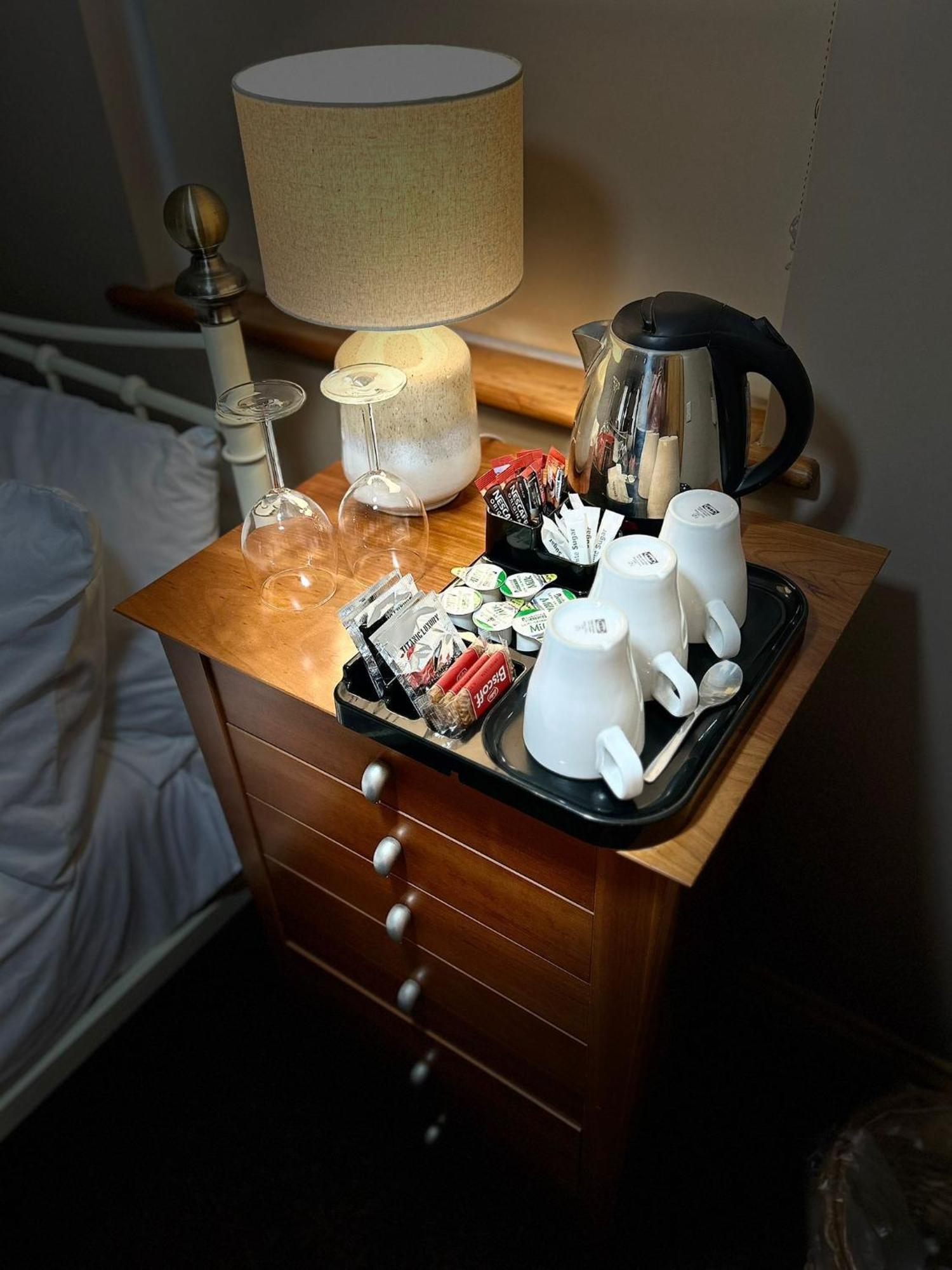Dunhill Cottage B&B Hillsborough Room photo